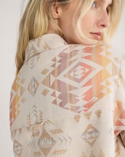 ALTERNATE VIEW OF WOMEN'S ARCADIA FLANNEL POPOVER SHIRT IN TAN AGATE BEACH image number 5