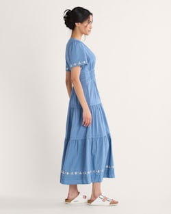 ALTERNATE VIEW OF WOMEN'S PENELOPE LINEN DRESS IN DUSTY BLUE image number 4
