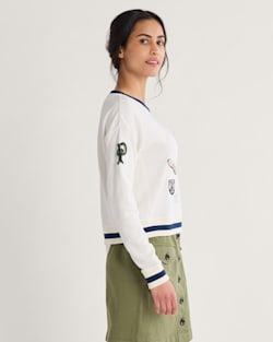 ALTERNATE VIEW OF WOMEN'S GRAPHIC FRENCH TERRY CREWNECK IN ANTIQUE WHITE image number 3