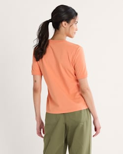 ALTERNATE VIEW OF WOMEN'S RETRO GRAPHIC TEE IN DUSTY ORANGE image number 2