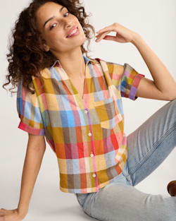 WOMEN'S HARLOW LINEN SHIRT IN PLAID MULTI image number 1