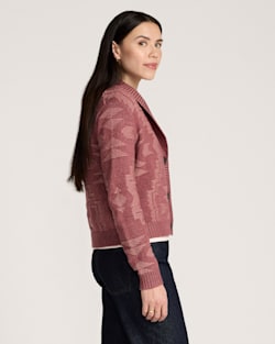 ALTERNATE VIEW OF WOMEN'S TEXTURED COTTON CARDIGAN IN ASH ROSE image number 3