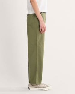 ALTERNATE VIEW OF WOMEN'S UTILITY COTTON/LINEN PANTS IN KHAKI GREEN image number 4