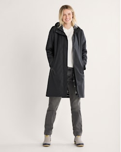 WOMEN'S VICTORIA RAIN SLICKER IN BLACK image number 1