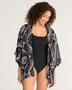 OXBOW WOMEN'S OPEN-FRONT COVERUP IN BLACK/WHITE image number 1