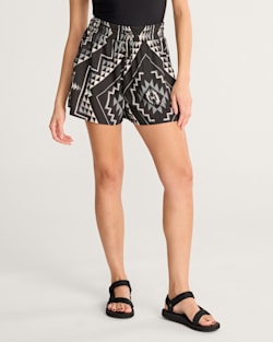 OXBOW WOMEN'S TIE-FRONT SHORTS IN BLACK/WHITE image number 1