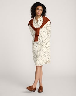 ALTERNATE VIEW OF WOMEN'S FLORAL COTTON TWILL GAMBLER SHIRT DRESS IN ECRU image number 5
