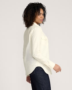 ALTERNATE VIEW OF WOMEN'S COTTON TWILL GAMBLER SHIRT IN ECRU image number 3