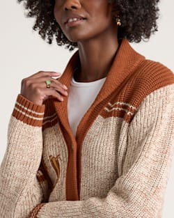 ALTERNATE VIEW OF HERITAGE COTTON CARDIGAN IN GREY HEATHER/COPPER image number 4