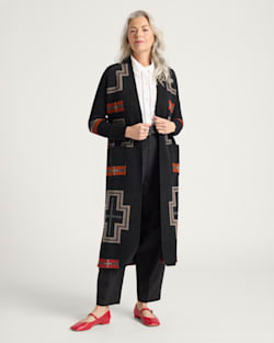 WOMEN'S SAN MIGUEL LAMBSWOOL DUSTER CARDIGAN IN BLACK/RED image number 1