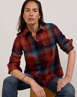 WOMEN'S PLAID BOARD SHIRT IN MAROON/TEAL image number 1