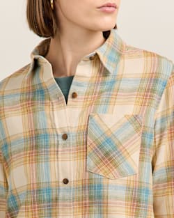 ALTERNATE VIEW OF WOMEN'S PLAID COTTON FLANNEL RELAXED SHIRT IN IVORY MULTI PLAID image number 6
