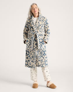 BLUE RIDGE COTTON TERRY VELOUR ROBE IN BLUE/WHITE image number 1