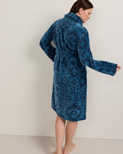 ALTERNATE VIEW OF WOMEN'S BLUE RIDGE COTTON TERRY VELOUR BATHROBE IN BLUE MULTI image number 2