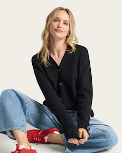 WOMEN'S RELAXED MERINO CARDIGAN IN BLACK image number 1