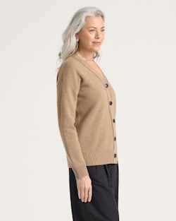 ALTERNATE VIEW OF WOMEN'S RELAXED MERINO CARDIGAN IN TAN image number 3