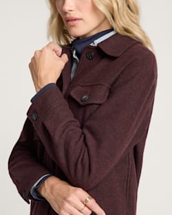 ALTERNATE VIEW OF WOMEN'S WOOL SHIRT JACKET IN RED/BROWN image number 4