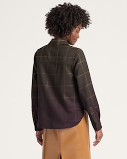 ALTERNATE VIEW OF WOMEN'S WORSTED WOOL ONE POCKET SHIRT IN BLACK/OLIVE OMBRE image number 2