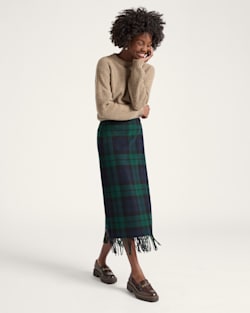 ALTERNATE VIEW OF WOMEN'S WOOL FRINGED WRAP SKIRT IN BLACK WATCH TARTAN image number 5