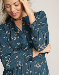 ALTERNATE VIEW OF WILD HORSES ZOE DRESS IN TEAL image number 4