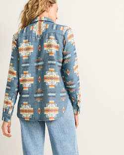 ALTERNATE VIEW OF WOMEN'S DOUBLESOFT PERFECT ONE POCKET SHIRT IN NAVY CHIEF JOSEPH image number 2