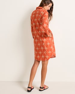 ALTERNATE VIEW OF WOMEN'S COWGIRL LATTICE GAMBLER SHIRT DRESS IN ADOBE image number 2