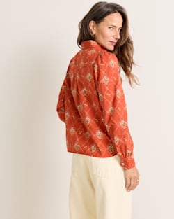 ALTERNATE VIEW OF WOMEN'S COWGIRL LATTICE WINONA PUFF SLEEVE SHIRT IN ADOBE image number 2