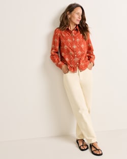 ALTERNATE VIEW OF WOMEN'S COWGIRL LATTICE WINONA PUFF SLEEVE SHIRT IN ADOBE image number 6