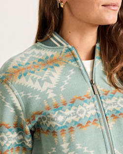 ALTERNATE VIEW OF WOMEN'S BRIDGE CREEK BOMBER JACKET IN SHALE image number 4