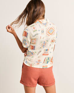 ALTERNATE VIEW OF WOMEN'S SHORT-SLEEVE HARLOW LINEN SHIRT IN IVORY MULTI image number 2