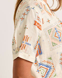 ALTERNATE VIEW OF WOMEN'S SHORT-SLEEVE HARLOW LINEN SHIRT IN IVORY MULTI image number 5