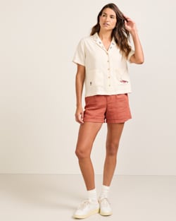ALTERNATE VIEW OF WOMEN'S SHORT-SLEEVE EMBROIDERED LINEN CAMP SHIRT IN NATURAL image number 6