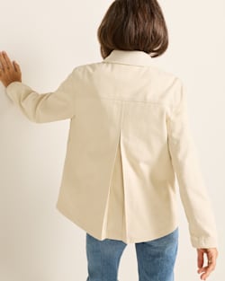 ALTERNATE VIEW OF WOMEN'S HAZEL CANVAS JACKET IN ALMOND image number 2