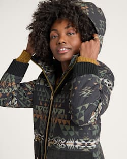ALTERNATE VIEW OF WOMEN'S POWDER RIVER RIPSTOP ANORAK IN BLACK SILVERBARK image number 4