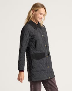 ALTERNATE VIEW OF WOMEN'S SUN RIVER QUILTED FIELD COAT IN BLACK image number 3