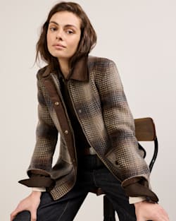 WOMEN'S CASCADES WOOL BARN COAT IN BROWN OMBRE image number 1