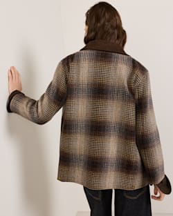 ALTERNATE VIEW OF WOMEN'S CASCADES WOOL BARN COAT IN BROWN OMBRE image number 4