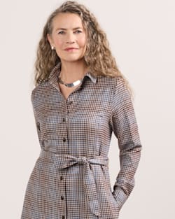 ALTERNATE VIEW OF WOMEN'S PLAID WORSTED WOOL SHIRT DRESS IN BLUE/MAROON image number 2