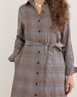 ALTERNATE VIEW OF WOMEN'S PLAID WORSTED WOOL SHIRT DRESS IN BLUE/MAROON image number 4