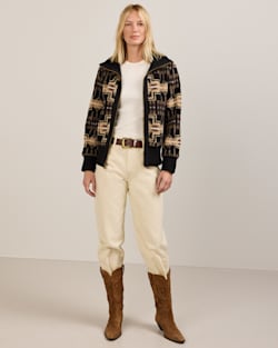 ALTERNATE VIEW OF WOMEN'S HARDING FOXGLOVE FLEECE BOMBER JACKET IN BLACK/TAN image number 3