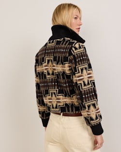 ALTERNATE VIEW OF WOMEN'S HARDING FOXGLOVE FLEECE BOMBER JACKET IN BLACK/TAN image number 5