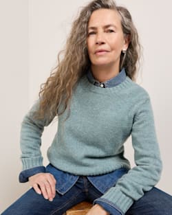 ALTERNATE VIEW OF WOMEN'S SHETLAND COLLECTION CREWNECK IN SEA GLASS BLUE HEATHER image number 6