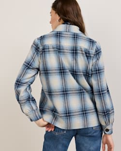 ALTERNATE VIEW OF WOMEN'S 49ER JACKET IN LIGHT BLUE MIX OMBRE image number 5