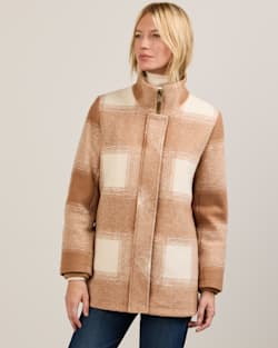 ALTERNATE VIEW OF WOMEN'S PLAID WOOL COAT IN CAMEL OMBRE image number 5