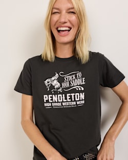 WOMEN'S STICK TO YOUR SADDLE GRAPHIC TEE IN VINTAGE BLACK image number 1