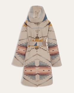ALTERNATE VIEW OF LINDSEY THORNBURG X PENDLETON BLANKET ROBE IN WHITE SANDS image number 2