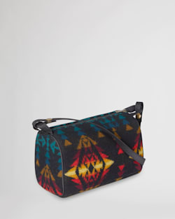 ALTERNATE VIEW OF TRAVEL KIT IN BLACK ECHO CANYON image number 2