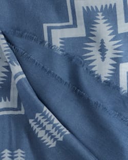 ALTERNATE VIEW OF HARDING FEATHERWEIGHT WOOL SCARF IN DUSK image number 2