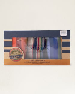 ALTERNATE VIEW OF 3-PACK NATIONAL PARK SOCKS GIFT BOX IN YELLOWSTONE TAUPE/ROCKY MTN/GRAND CANYON image number 2