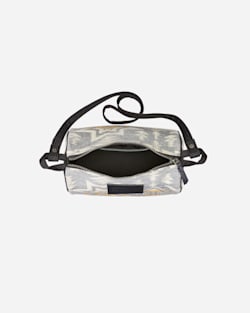 ALTERNATE VIEW OF TRAVEL KIT WITH STRAP IN PLAINS STAR GREY image number 3